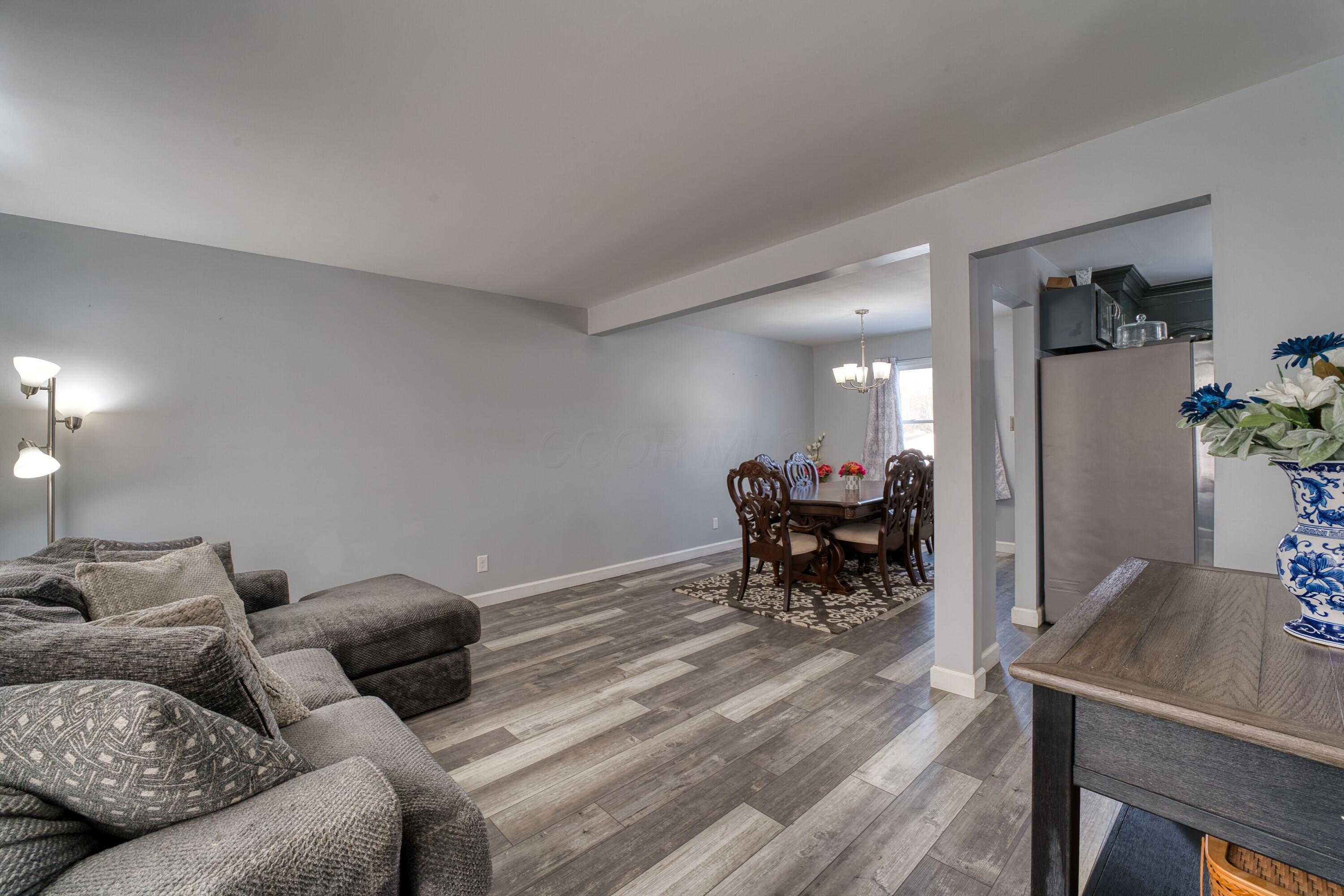 1856 Cherrywood Drive, Newark, Ohio image 11