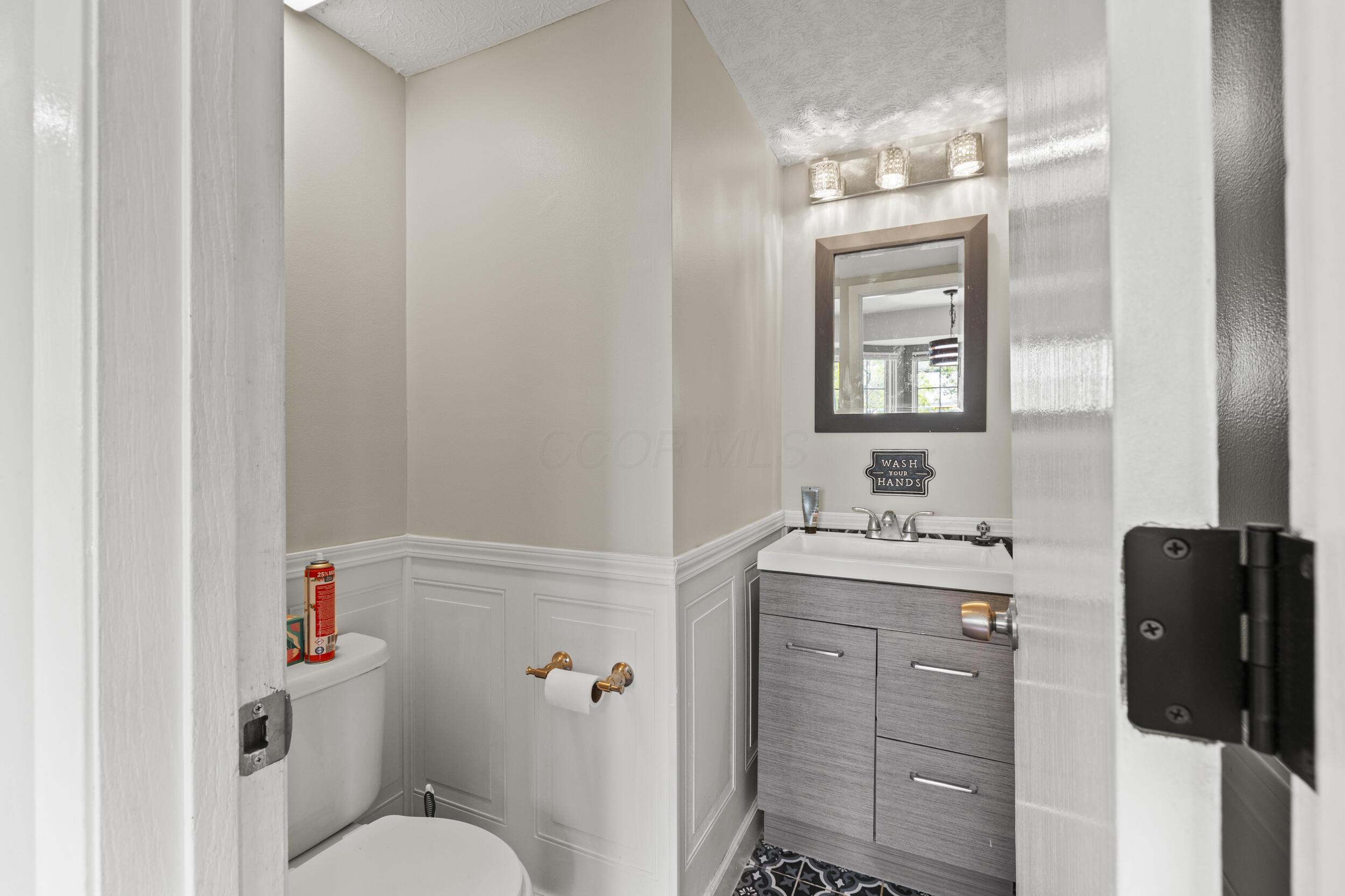 1301 Della Place, Columbus, Ohio image 11