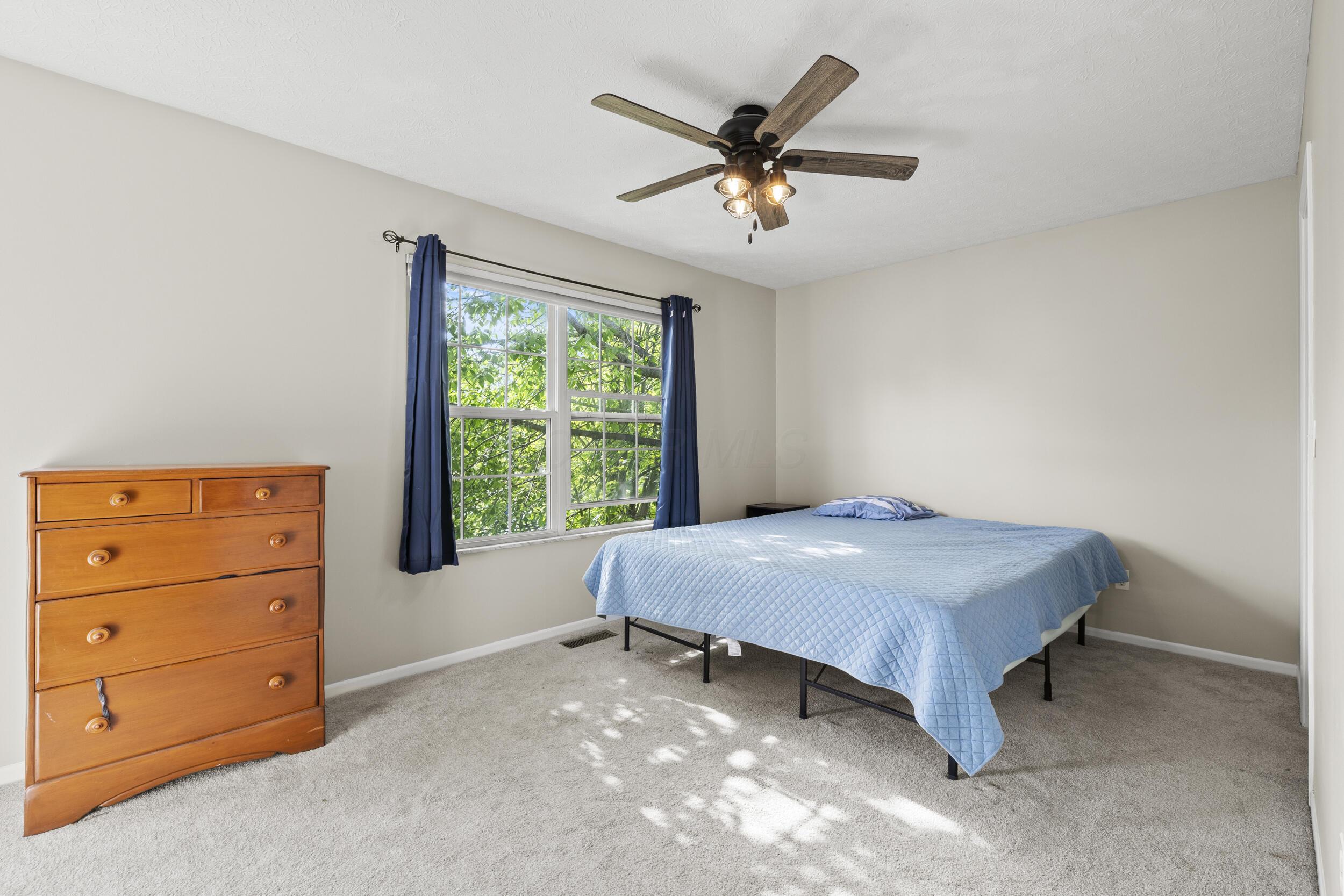 1301 Della Place, Columbus, Ohio image 12