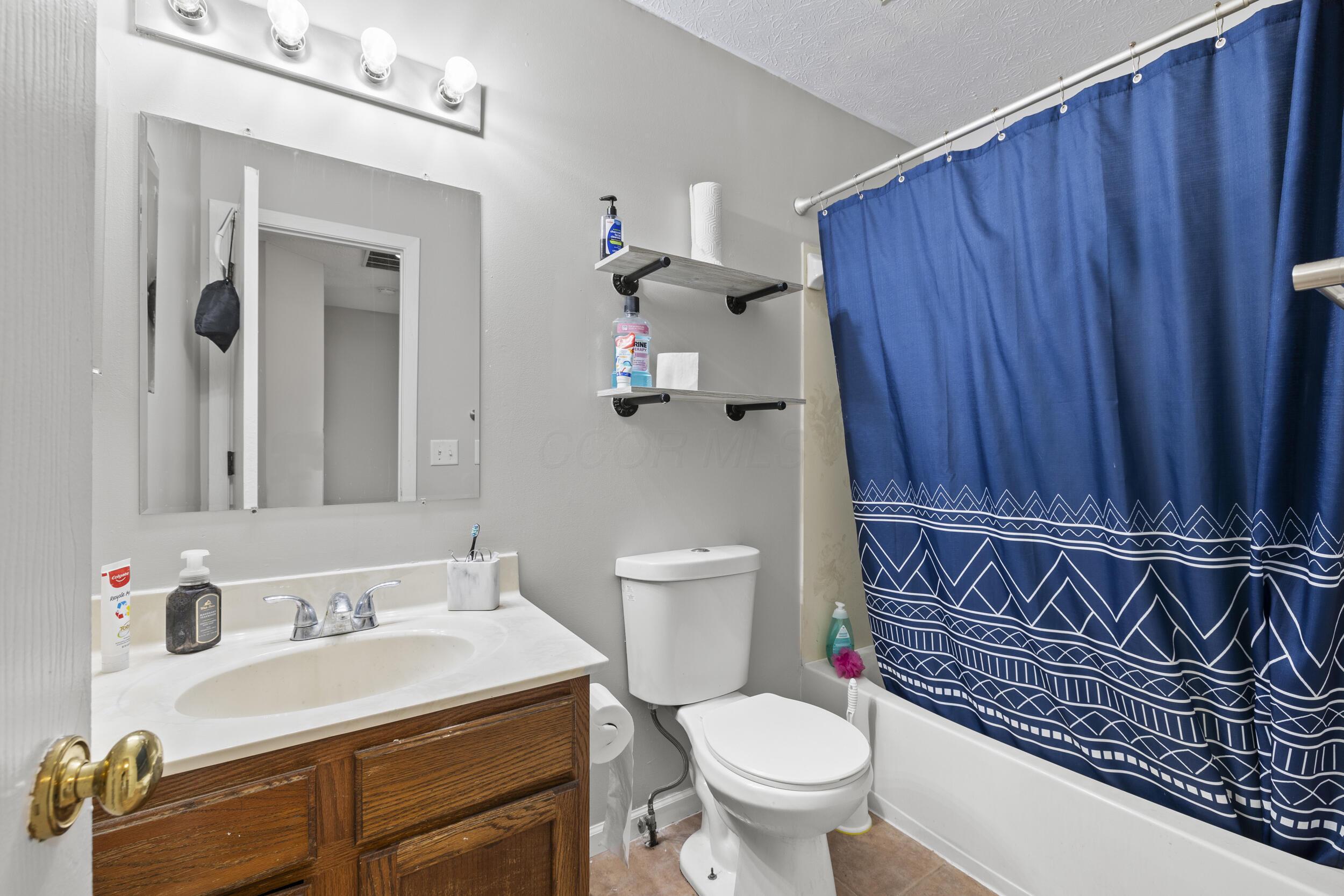 1301 Della Place, Columbus, Ohio image 19