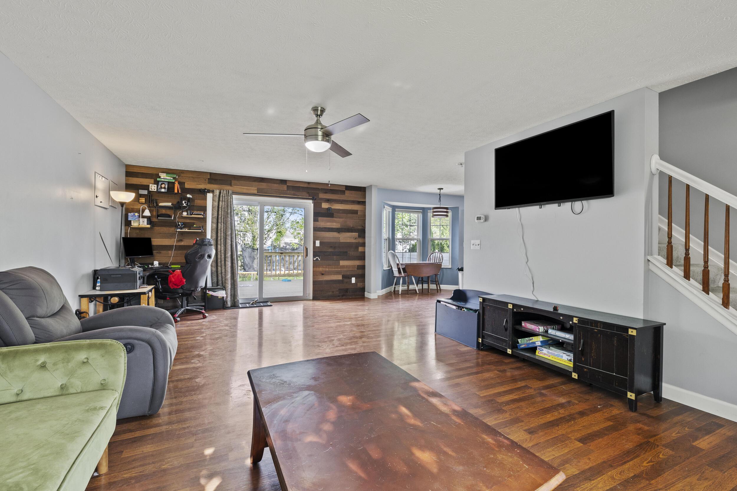 1301 Della Place, Columbus, Ohio image 4