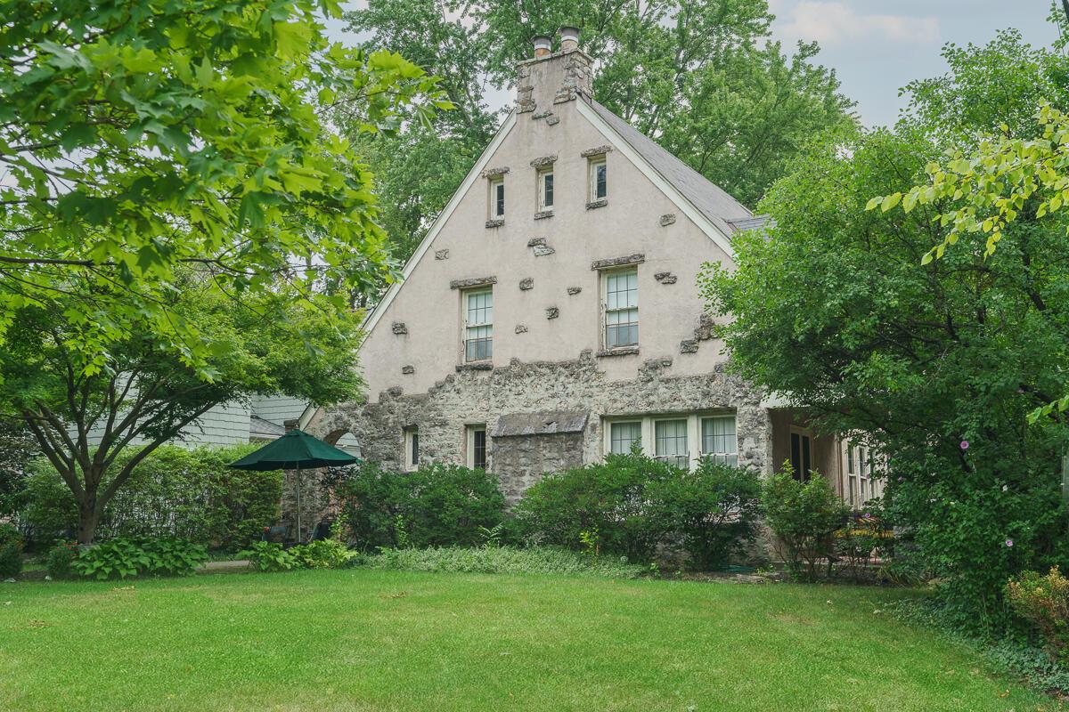 View Upper Arlington, OH 43221 house