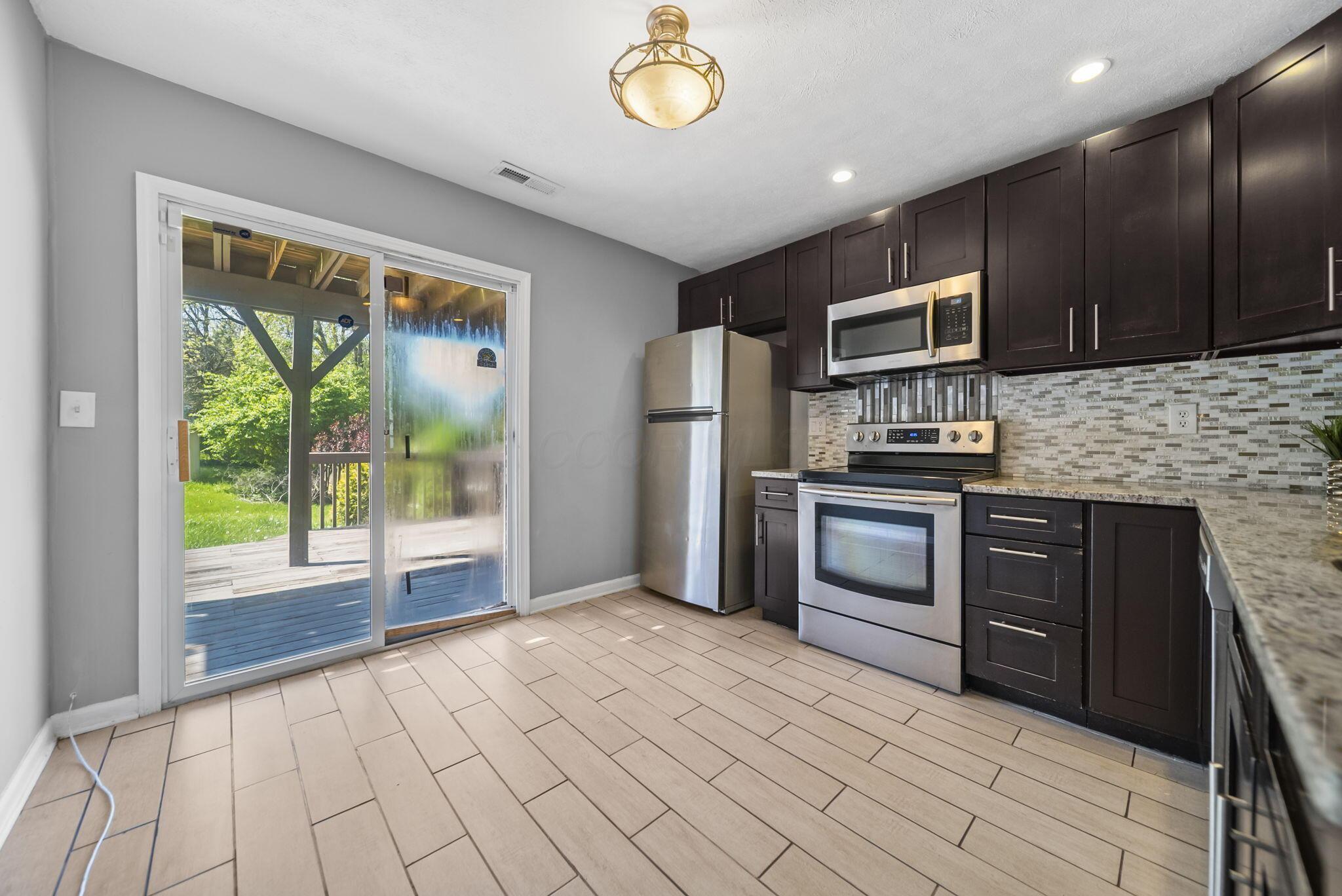 405 Huber Village Boulevard