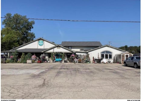 Photo of 8690 Us-42, Plain City, OH 43064 (MLS # 226028892)