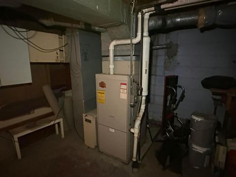 Tiny photo for 78 S Weyant Avenue, Columbus, OH 43213 (MLS # 225046218)