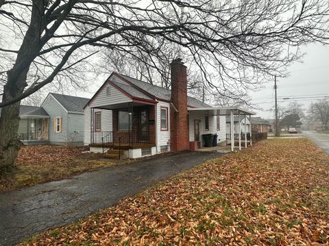 Photo of 78 S Weyant Avenue, Columbus, OH 43213 (MLS # 225046218)