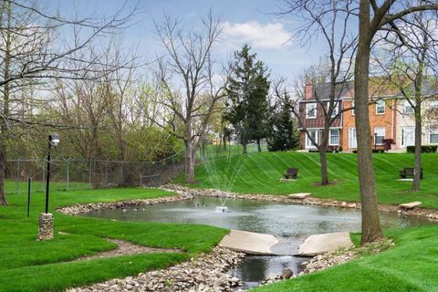 Tiny photo for 621 Simbury Street, Columbus, OH 43228 (MLS # 226003259)