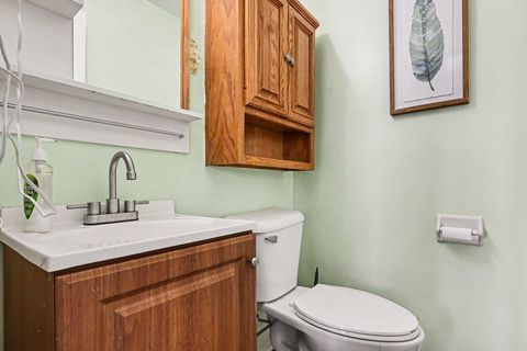 Tiny photo for 621 Simbury Street, Columbus, OH 43228 (MLS # 226003259)