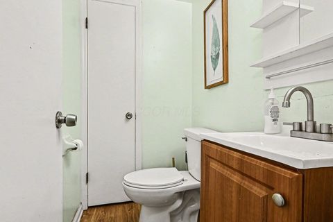 Tiny photo for 621 Simbury Street, Columbus, OH 43228 (MLS # 226003259)