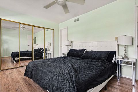 Tiny photo for 621 Simbury Street, Columbus, OH 43228 (MLS # 226003259)