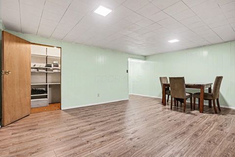 Tiny photo for 621 Simbury Street, Columbus, OH 43228 (MLS # 226003259)