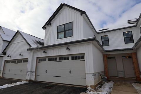 Photo of 5512 Fawnsbury Court, Powell, OH 43065 (MLS # 225046152)