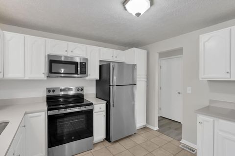 Tiny photo for 60 Jonquil Drive SW, Etna, OH 43062 (MLS # 225045402)