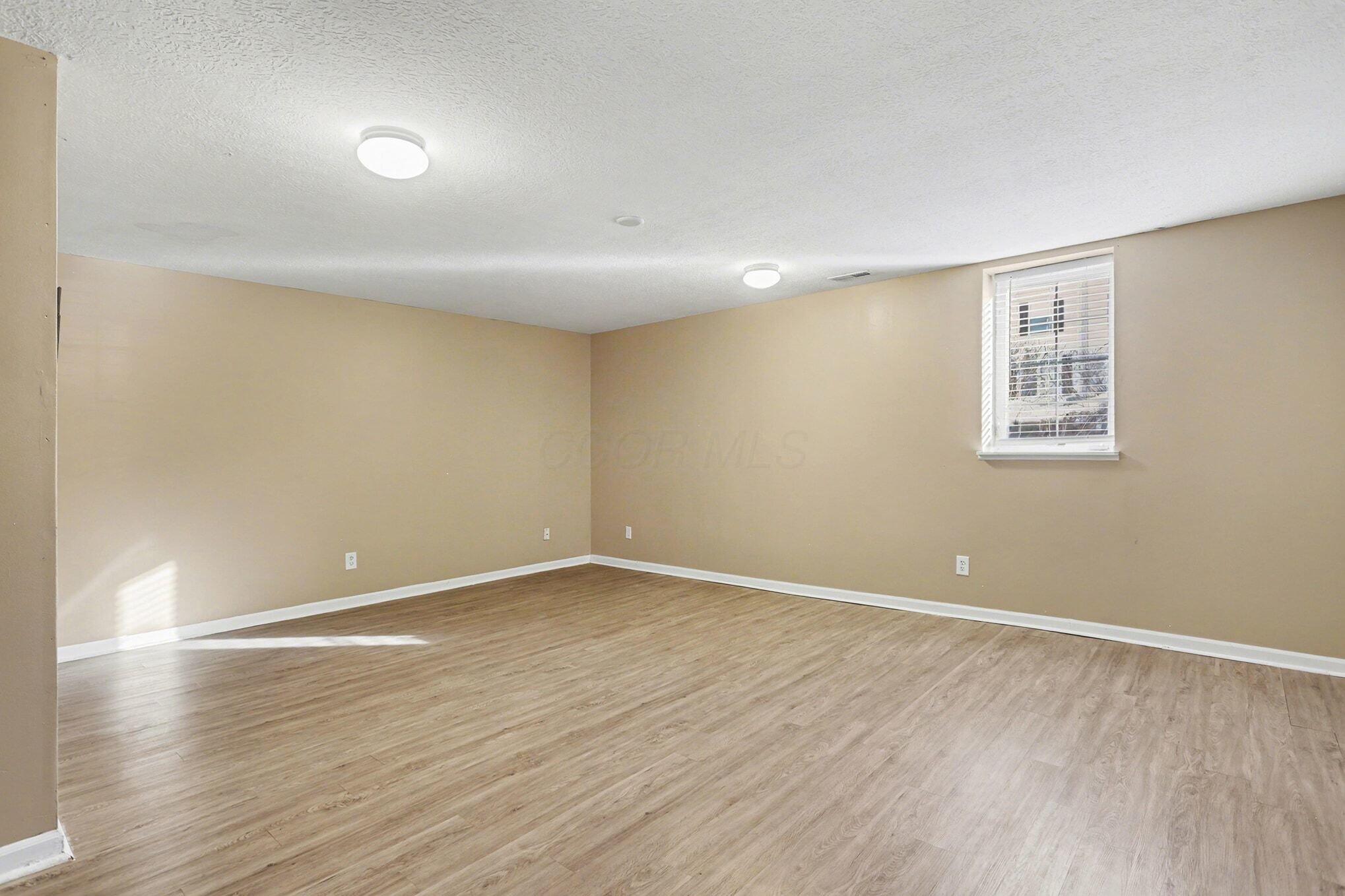 7048 Monarchos Drive 16