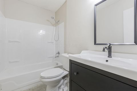 Tiny photo for 3067 Argonne Court, Columbus, OH 43232 (MLS # 225044400)