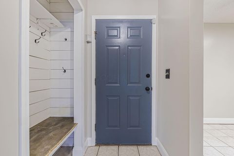 Tiny photo for 3067 Argonne Court, Columbus, OH 43232 (MLS # 225044400)