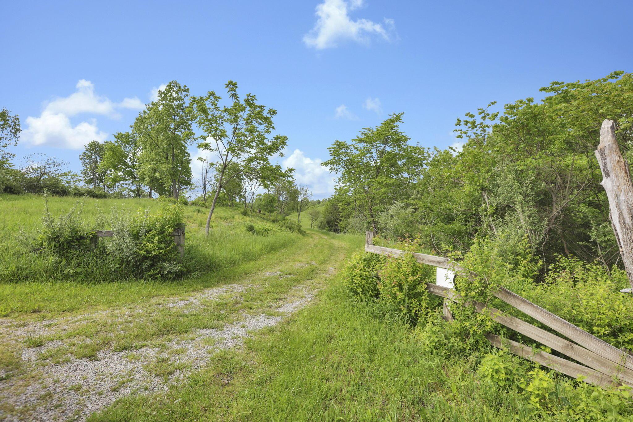 14300 Coolville Ridge Road, Athens, Ohio image 37