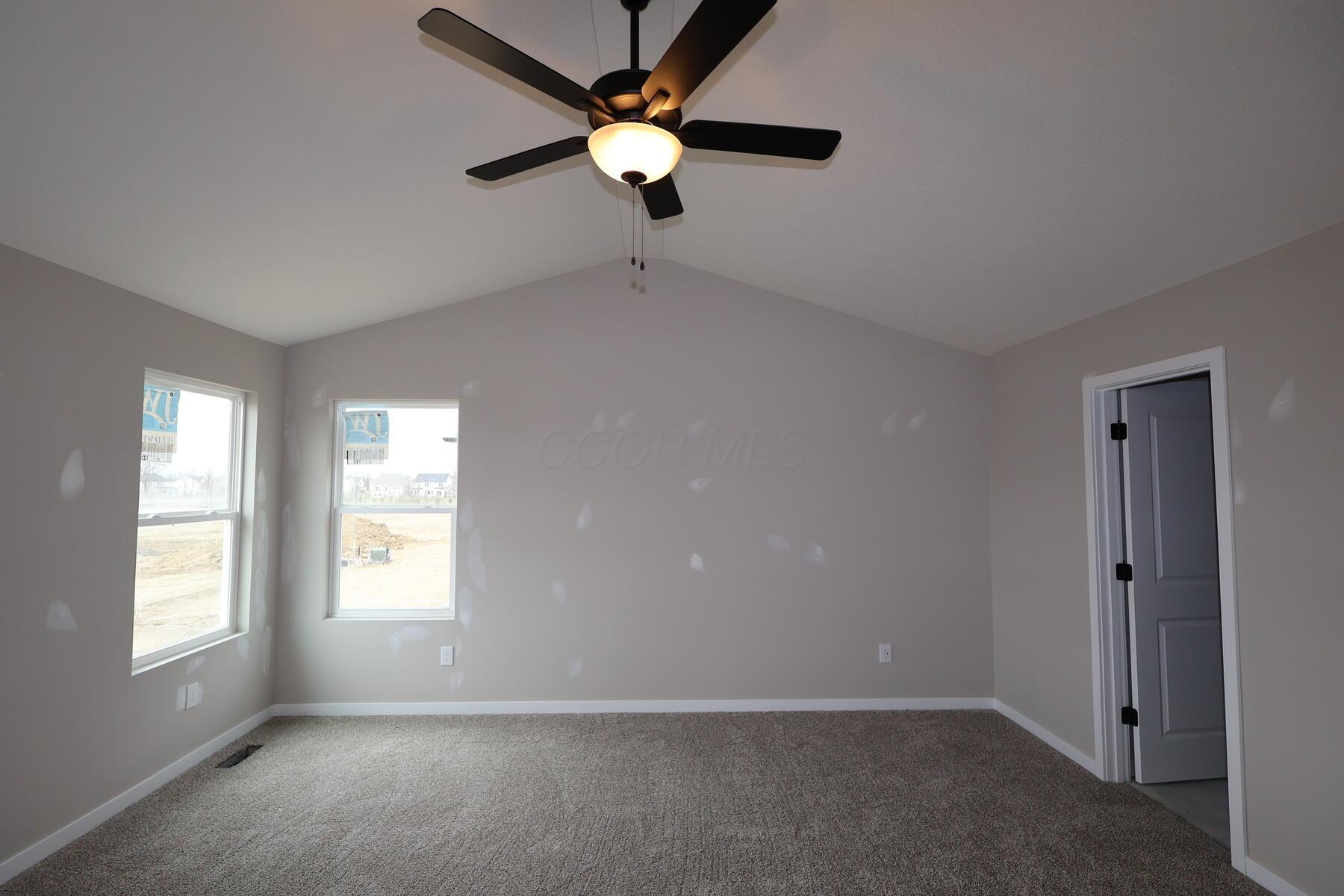 92 Maple Crest Drive, Lewis Center, Ohio image 12