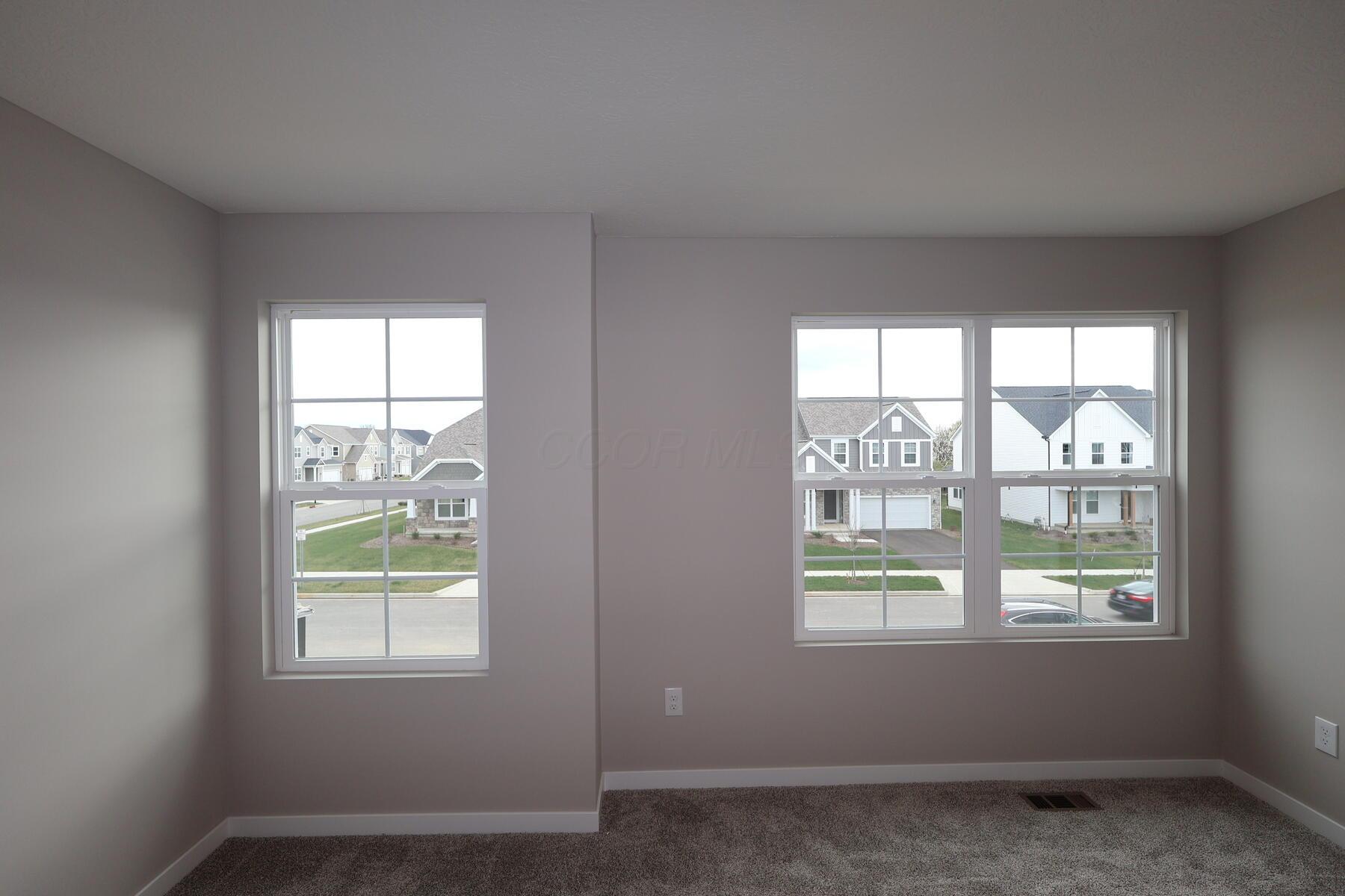 92 Maple Crest Drive, Lewis Center, Ohio image 9