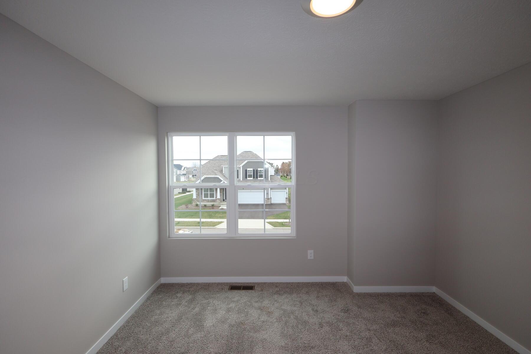92 Maple Crest Drive, Lewis Center, Ohio image 10