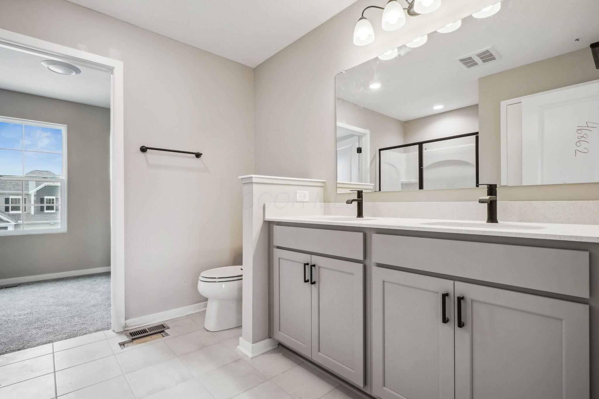 92 Maple Crest Drive, Lewis Center, Ohio image 32