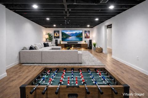 Tiny photo for 2585 Eakin Road, Columbus, OH 43204 (MLS # 226004414)