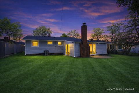 Tiny photo for 2585 Eakin Road, Columbus, OH 43204 (MLS # 226004414)