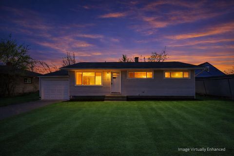 Tiny photo for 2585 Eakin Road, Columbus, OH 43204 (MLS # 226004414)