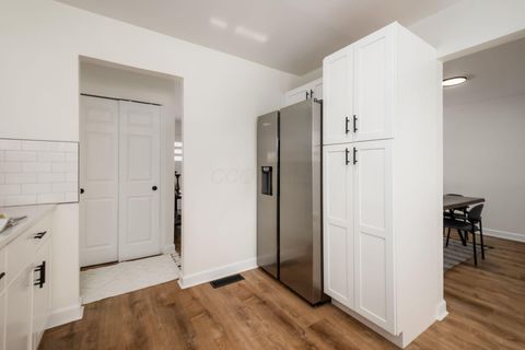 Tiny photo for 2585 Eakin Road, Columbus, OH 43204 (MLS # 226004414)