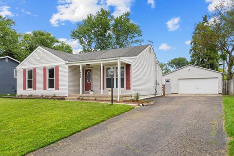 Photo of 1444 Archmere Square S, Columbus, OH 43229 (MLS # 226018661)