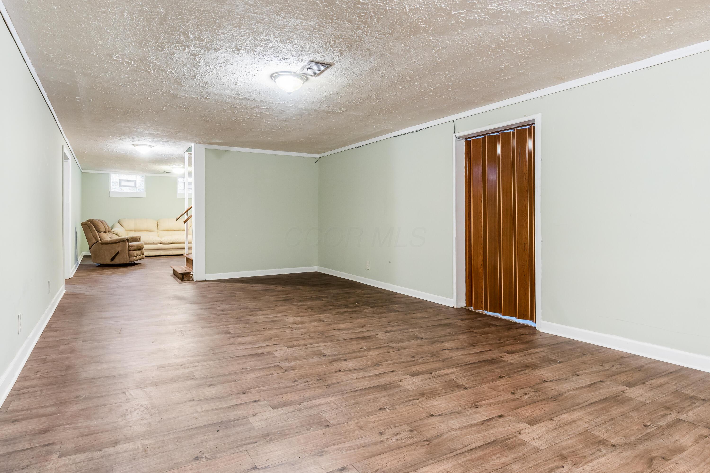 1585 Peace Place, Columbus, Ohio image 36