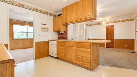 Tiny photo for 40 Sunset Drive, Mcconnelsville, OH 43756 (MLS # 226028230)