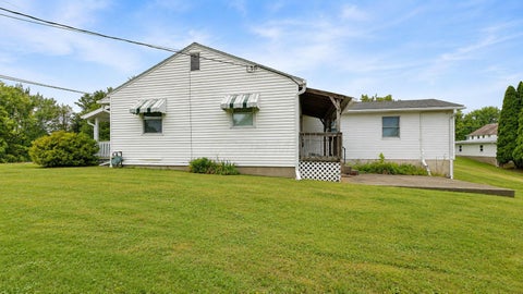 Tiny photo for 40 Sunset Drive, Mcconnelsville, OH 43756 (MLS # 226028230)