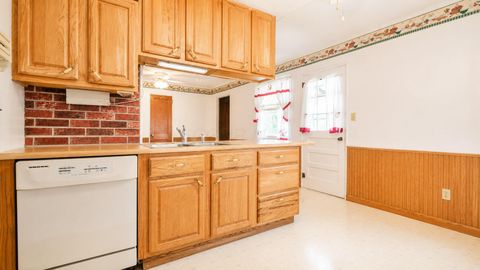 Tiny photo for 40 Sunset Drive, Mcconnelsville, OH 43756 (MLS # 226028230)
