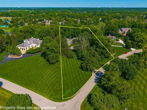Tiny photo for 5500 Muirfield Court, Dublin, OH 43017 (MLS # 226023985)