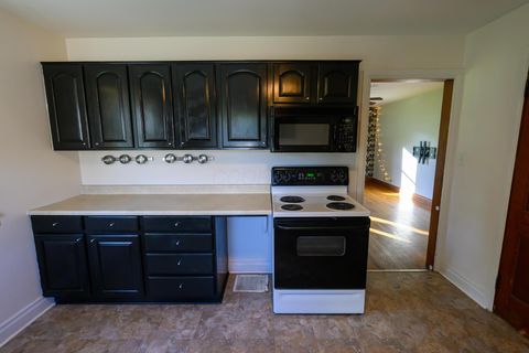 Tiny photo for 43 Pomeroy Road, Athens, OH 45701 (MLS # 225037576)