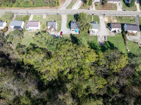 Tiny photo for 43 Pomeroy Road, Athens, OH 45701 (MLS # 225037576)