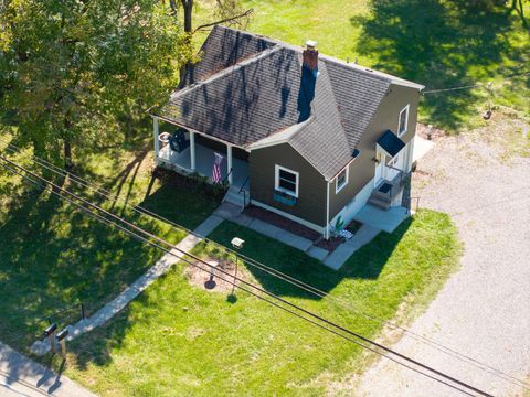 Tiny photo for 43 Pomeroy Road, Athens, OH 45701 (MLS # 225037576)