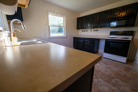 Tiny photo for 43 Pomeroy Road, Athens, OH 45701 (MLS # 225037576)