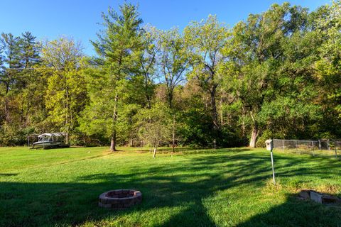 Tiny photo for 43 Pomeroy Road, Athens, OH 45701 (MLS # 225037576)