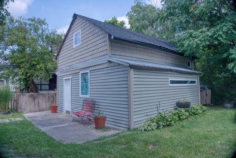 Photo of 302 Parkwood Avenue, Columbus, OH 43203 (MLS # 226022187)