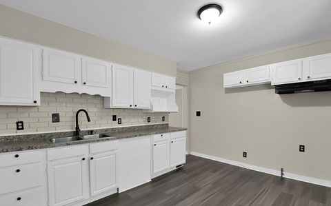 Tiny photo for 849 Ruby Avenue, Columbus, OH 43227 (MLS # 225045091)