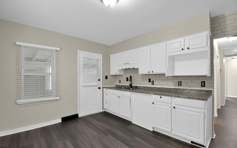 Tiny photo for 849 Ruby Avenue, Columbus, OH 43227 (MLS # 225045091)