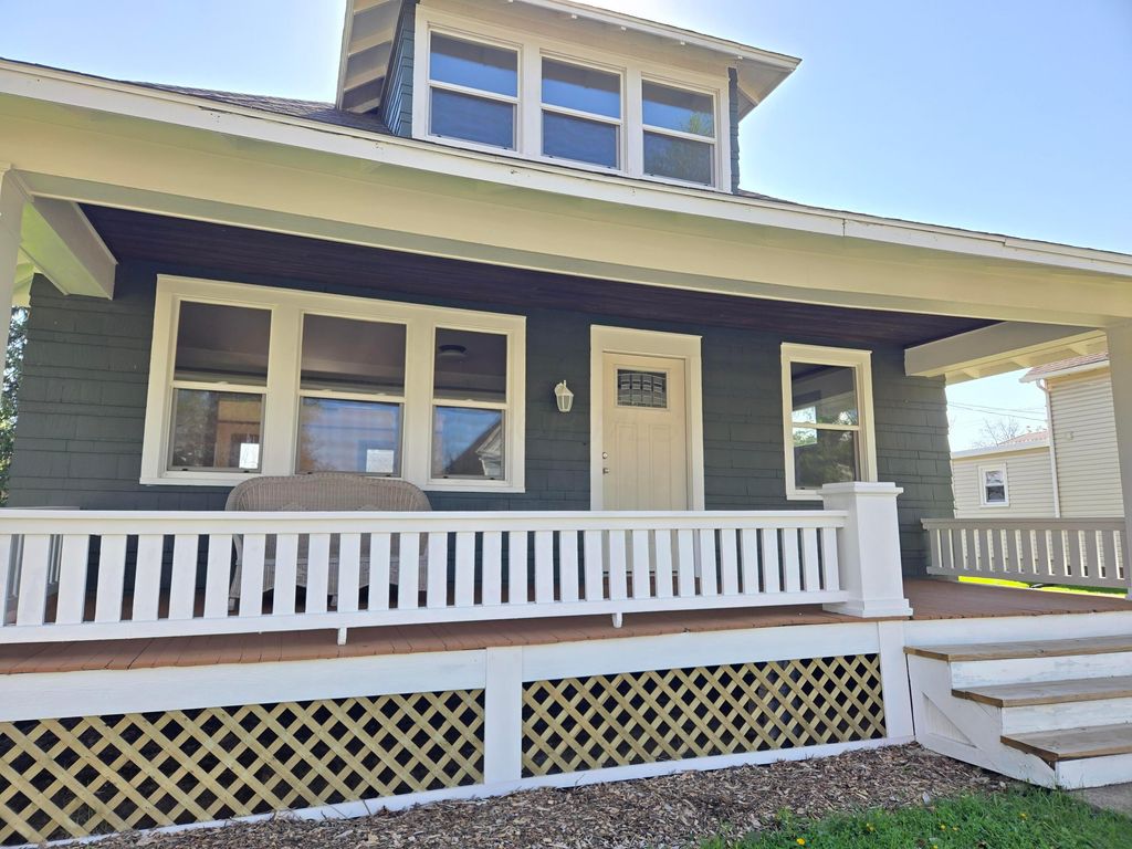 Photo of 615 N Market Street, Galion, OH 44833 (MLS # 226013579)