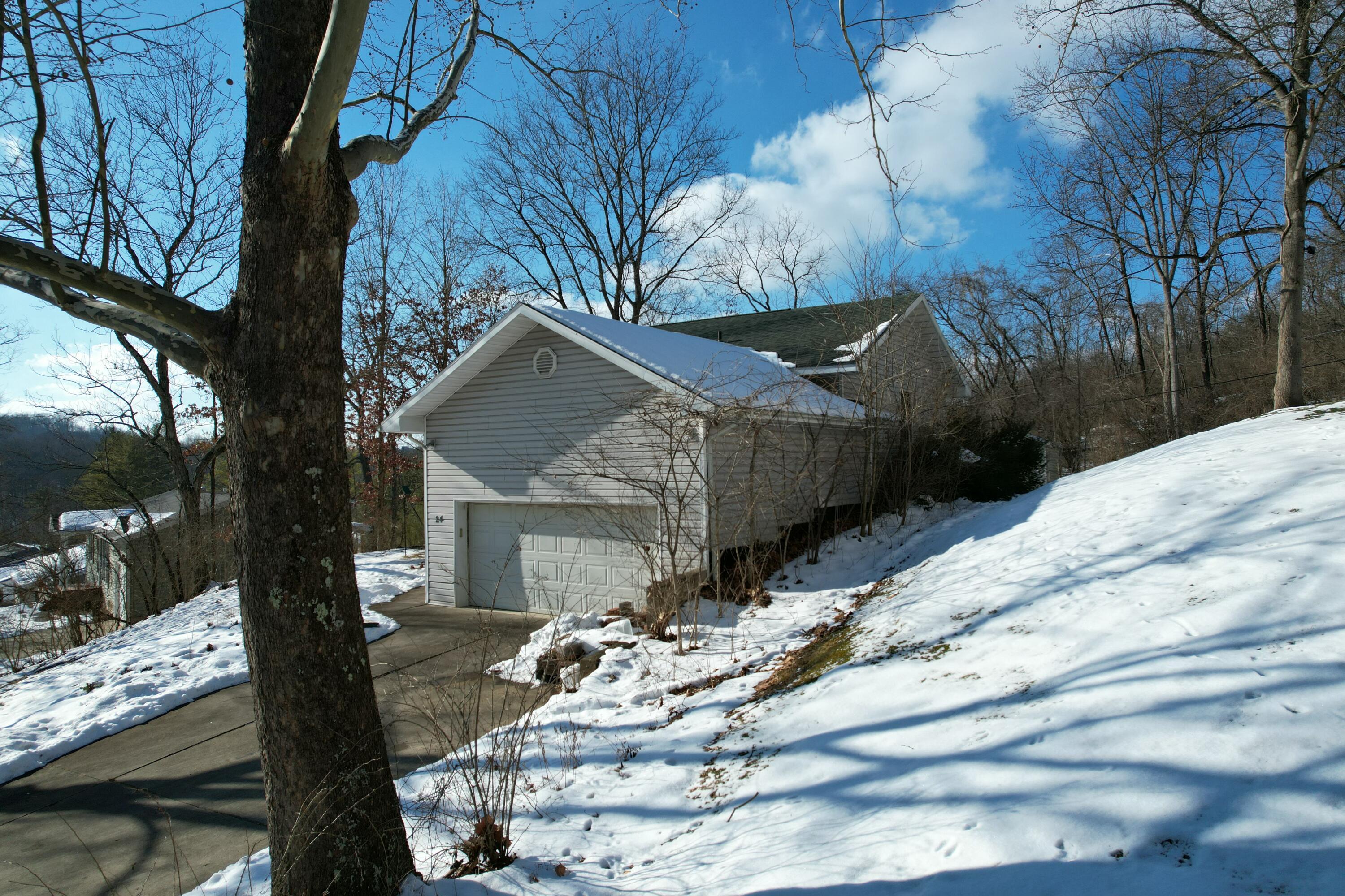 24 Farhills Drive, Athens, Ohio image 26