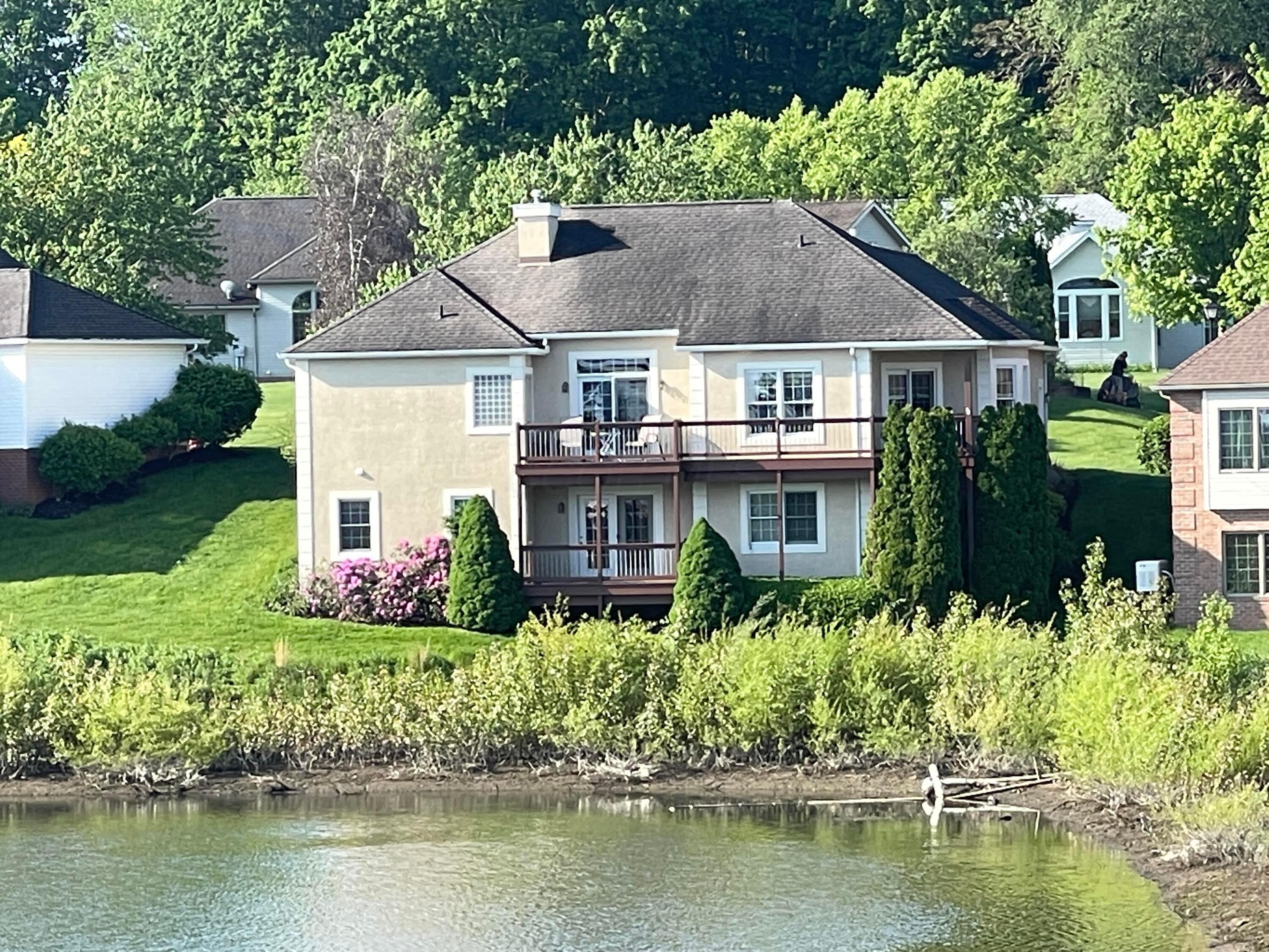 43 Mallard Pointe, Mount Vernon, Ohio image 1