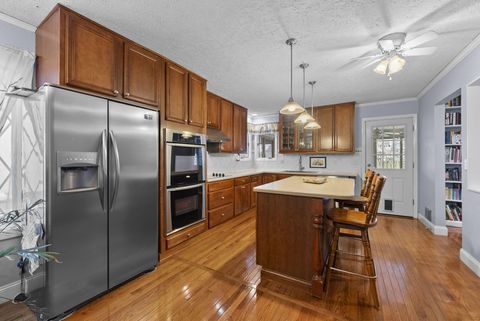 Tiny photo for 7680 Foxboro Lane, Columbus, OH 43235 (MLS # 225045909)