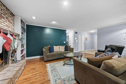 Tiny photo for 7680 Foxboro Lane, Columbus, OH 43235 (MLS # 225045909)