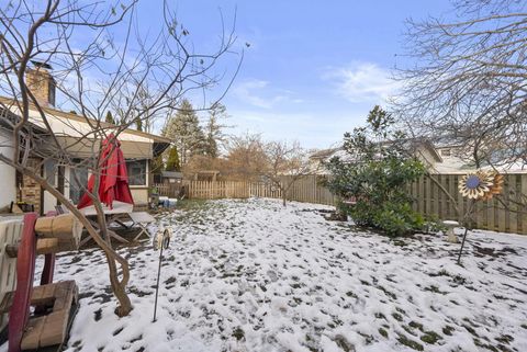 Tiny photo for 7680 Foxboro Lane, Columbus, OH 43235 (MLS # 225045909)