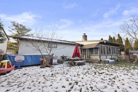 Tiny photo for 7680 Foxboro Lane, Columbus, OH 43235 (MLS # 225045909)